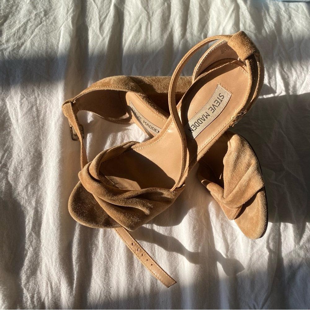 Steve Madden Suede Heels